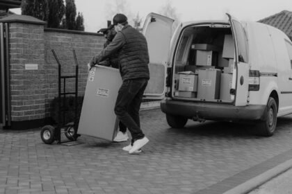Man with a Van Woking